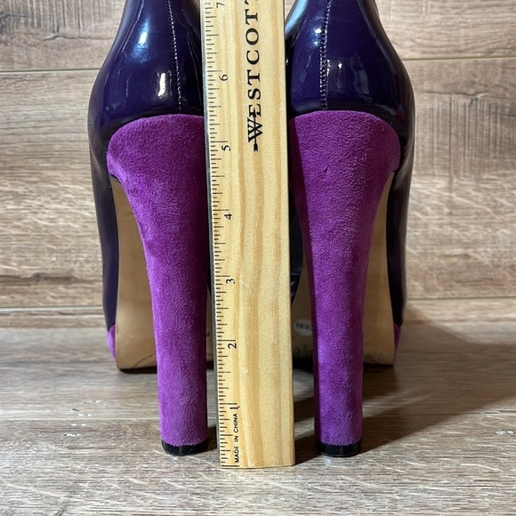 Vince Camuto‎ Graph Peep-Top Platform Purple Python Peep Toe Heels - Picture 15 of 15